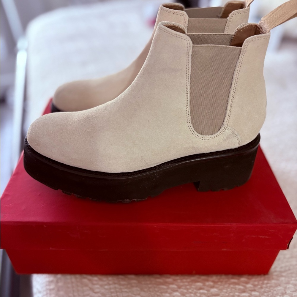 Grenson Off-White Ankle Boots